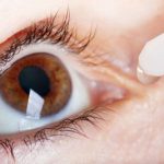 La conjuntivitis puede provocar enrojecimiento del ojo.