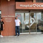 El Club Baloncesto Marbella pasa reconocimiento en Hospital Ochoa