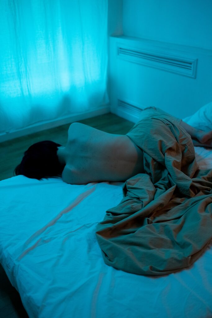 Dormir desnudo es más sano